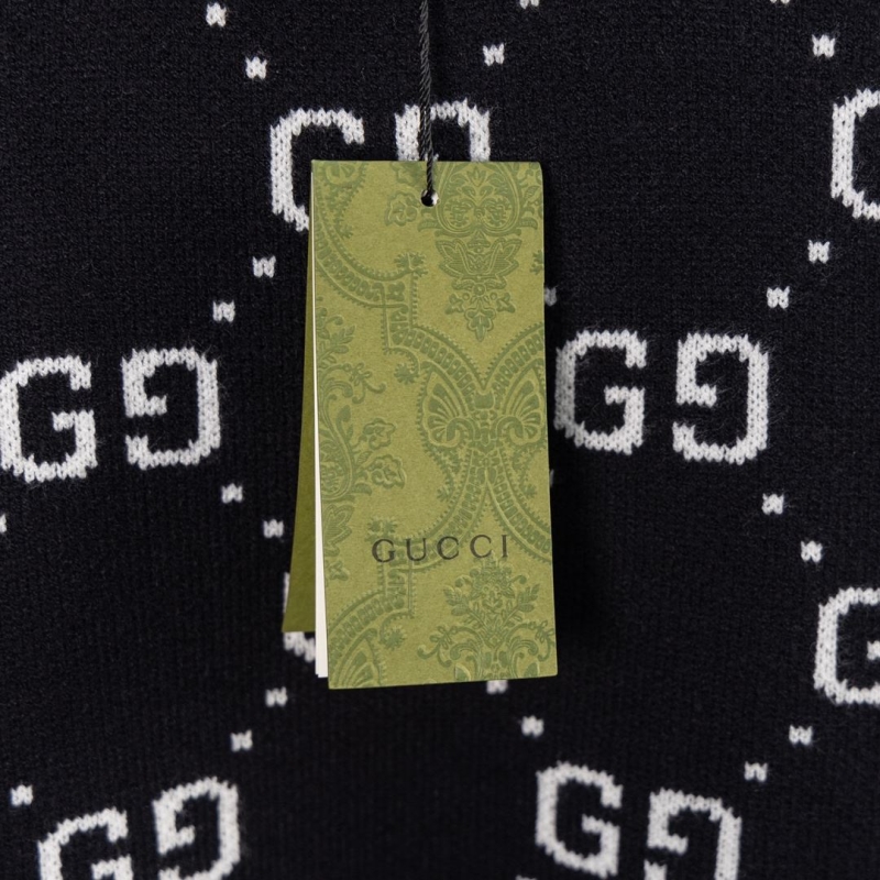 Gucci Sweaters